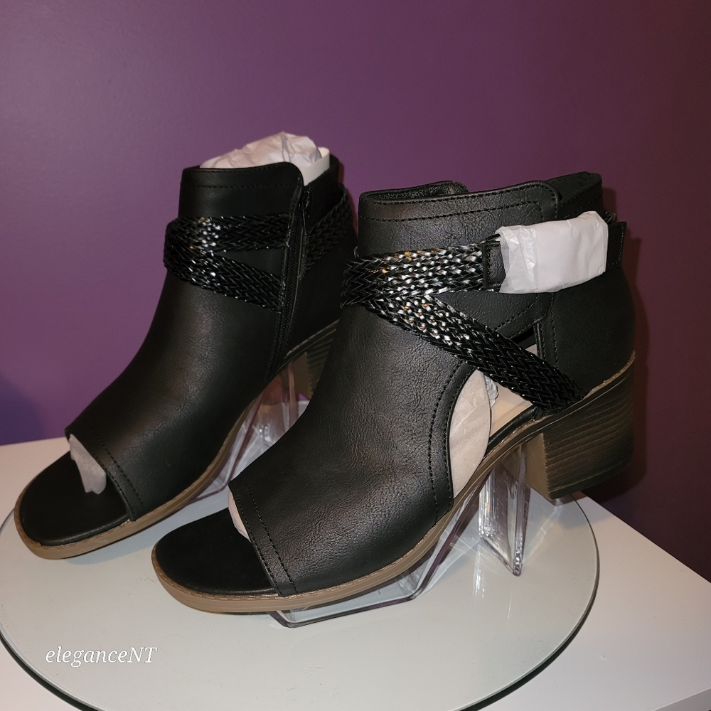 UNR8ED Women's Black Peep-Toe Ankle Boots Sz: 11M NWT - Picture 5 of 7